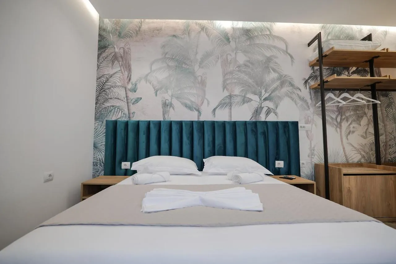 La Maison Boutique Hotel Εξαμίλιο
